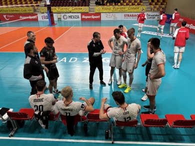 Mladost srušila ACH Volley!