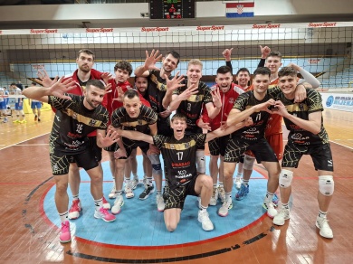 Mladostaši rutinski slavili u Rijeci